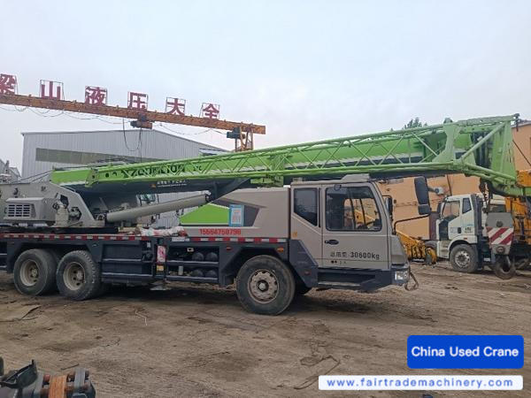Buy Zoomlion ZTC201V551 Used Crane Buy Zoomlion ZTC201V551 Used Crane